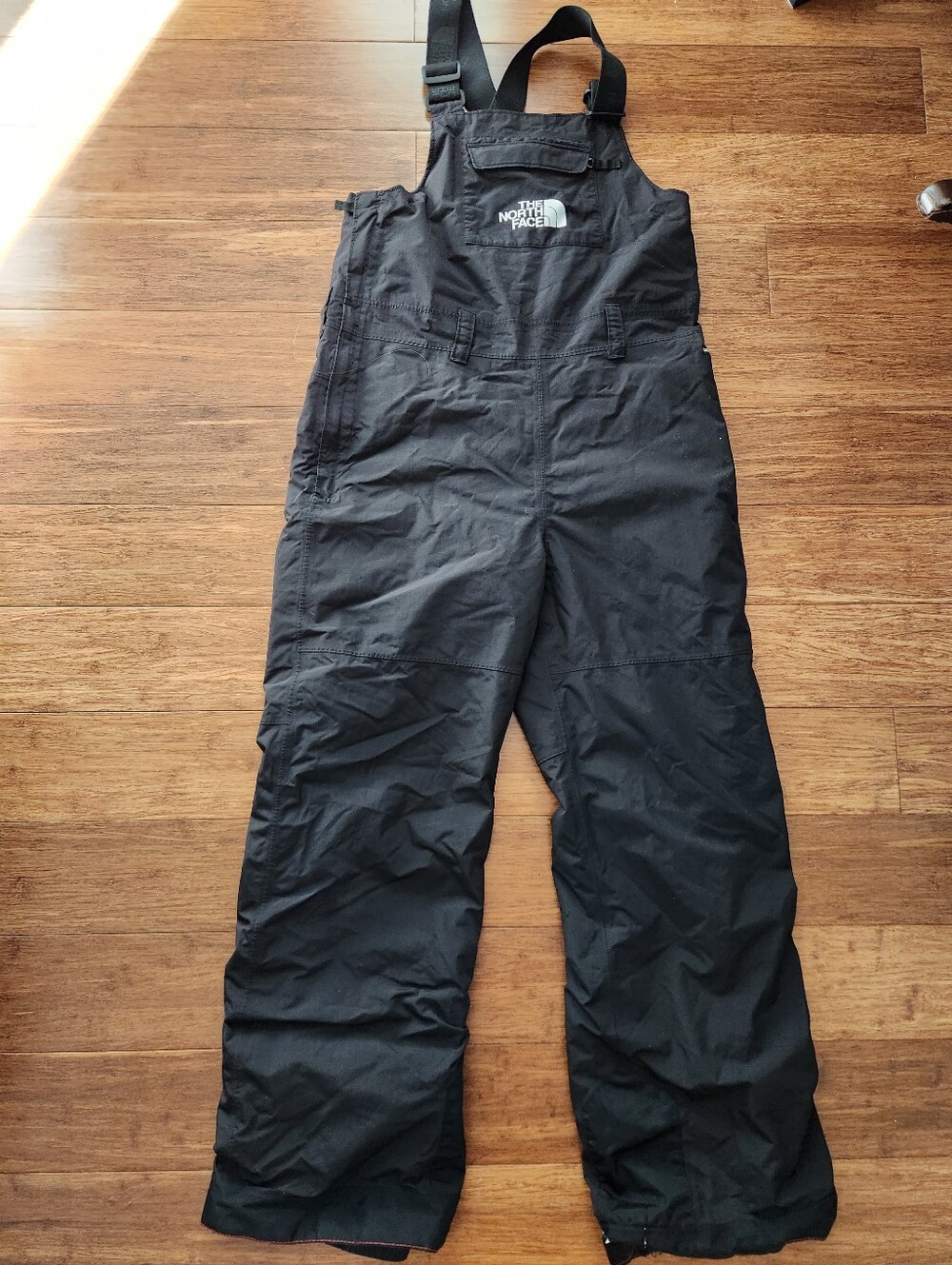 The North Face Kids Freedom Insulated Black Snow Ski Bibs Pants, Youth XL 18/20